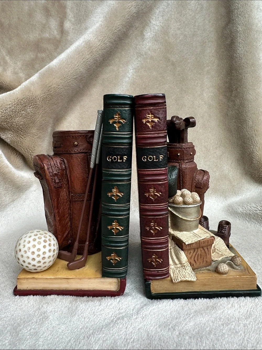 Vintage-Style Golf Bookend Set in Green and Burgundy